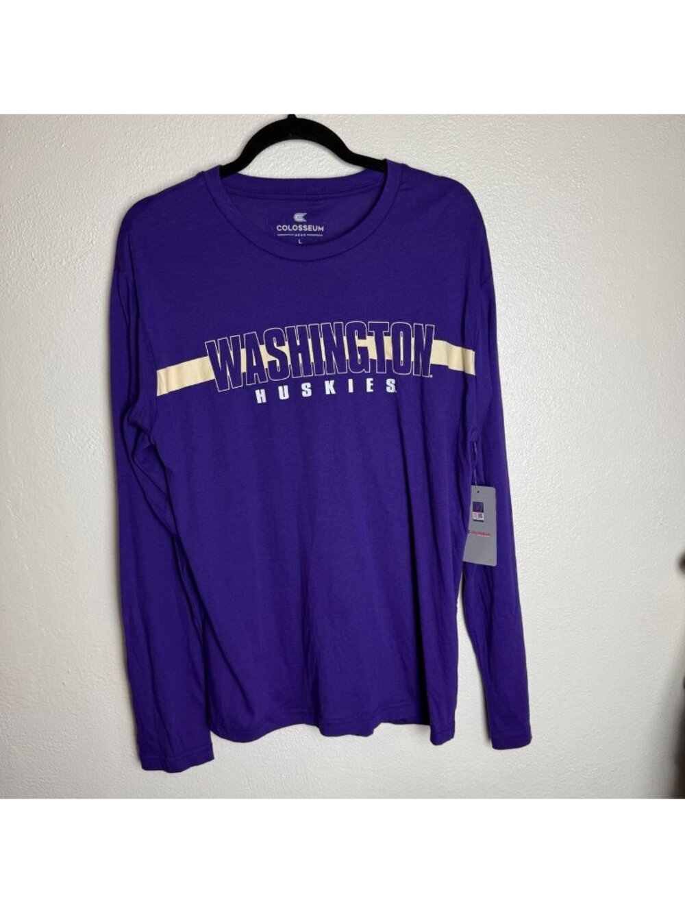 Washington Huskies Colosseum Mens Purple Long-Sleeve Tee Size L  NWT